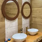 Con Vasca Idromassaggio 住宿加早餐酒店