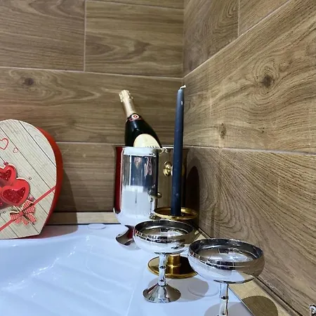 Con Vasca Idromassaggio