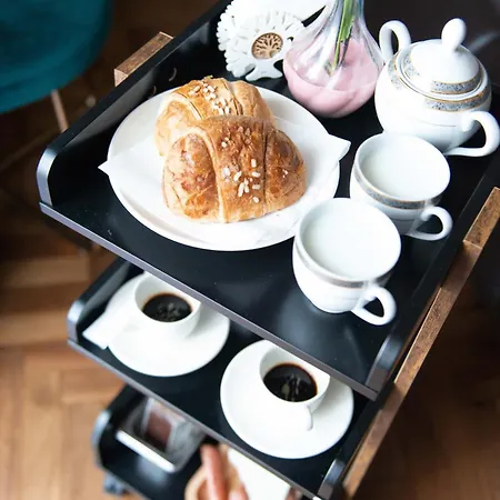 Con Vasca Idromassaggio 住宿加早餐酒店 4*