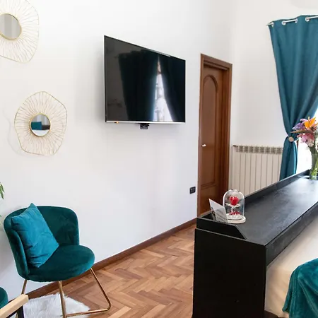 Bed & Breakfast Suite Room